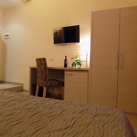 רומא Booking House מראה חיצוני תמונה